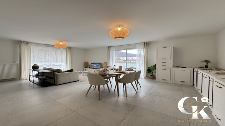 Ma-Cabane - Vente Appartement Saint-Martin-d'Hères, 105 m²