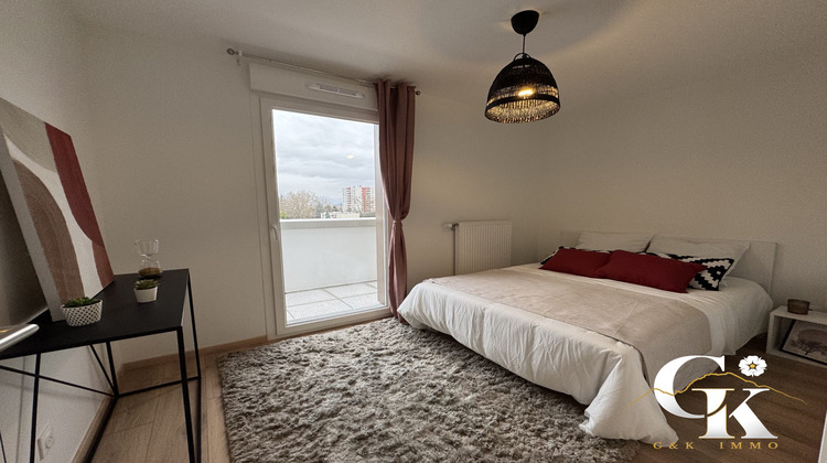 Ma-Cabane - Vente Appartement Saint-Martin-d'Hères, 105 m²