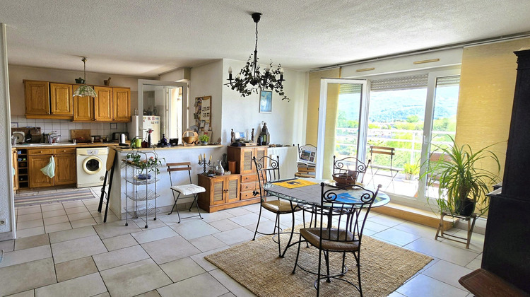 Ma-Cabane - Vente Appartement Saint-Martin-d'Hères, 83 m²