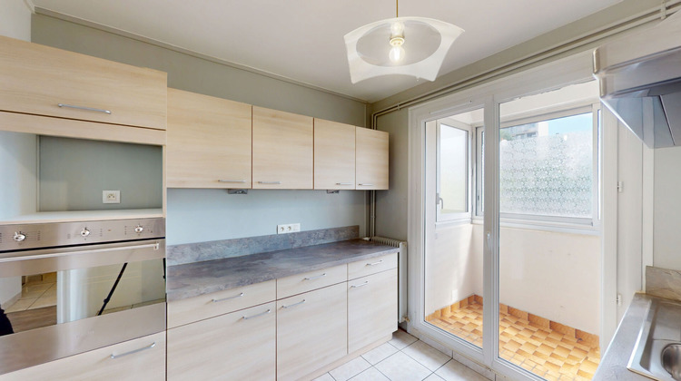 Ma-Cabane - Vente Appartement SAINT-MARTIN-D'HERES, 62 m²