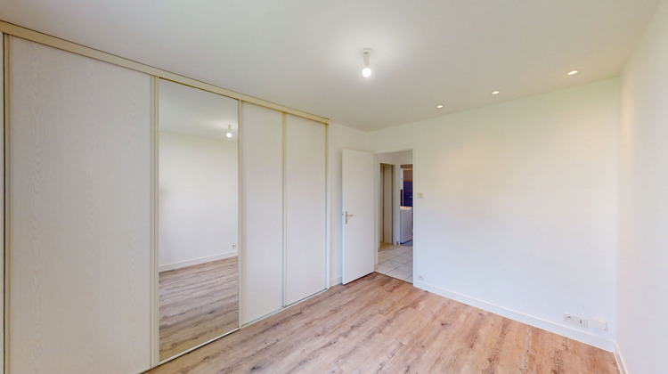 Ma-Cabane - Vente Appartement SAINT-MARTIN-D'HERES, 62 m²