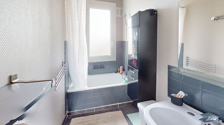 Ma-Cabane - Vente Appartement SAINT-MARTIN-D'HERES, 60 m²