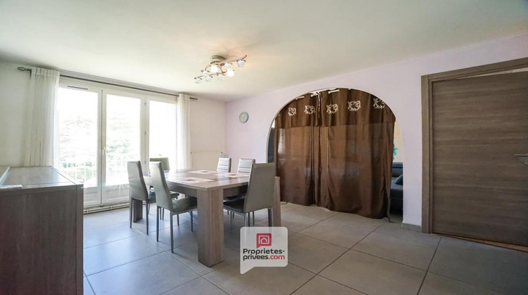 Ma-Cabane - Vente Appartement SAINT MARTIN D HERES, 60 m²
