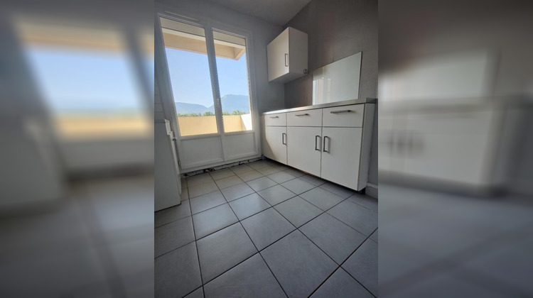 Ma-Cabane - Vente Appartement SAINT MARTIN D HERES, 62 m²