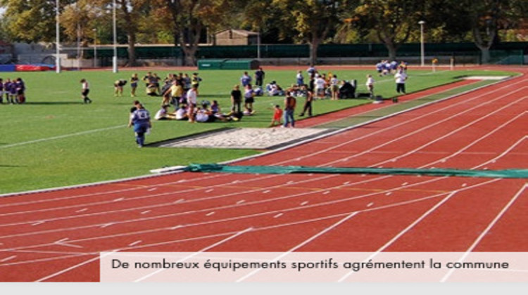 Ma-Cabane - Vente Appartement Saint-Martin-de-Crau, 61 m²