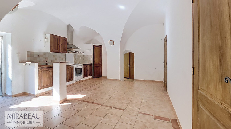 Ma-Cabane - Vente Appartement Saint-Martin-de-la-Brasque, 89 m²