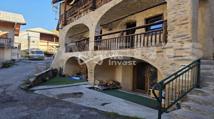 Ma-Cabane - Vente Appartement Saint-Martin-de-Queyrières, 65 m²