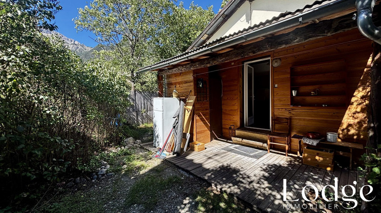 Ma-Cabane - Vente Appartement Saint-Martin-de-Queyrières, 25 m²