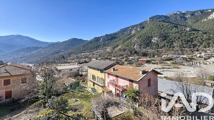 Ma-Cabane - Vente Appartement Saint-Martin-Vésubie, 50 m²