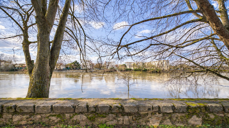 Ma-Cabane - Vente Appartement SAINT-MAUR-DES-FOSSES, 63 m²