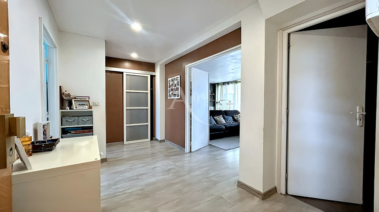 Ma-Cabane - Vente Appartement SAINT-MAUR-DES-FOSSES, 66 m²