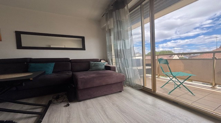 Ma-Cabane - Vente Appartement SAINT MAUR DES FOSSES, 24 m²