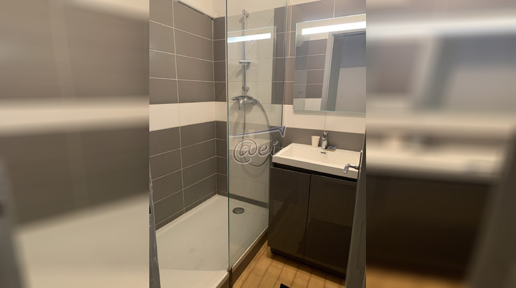 Ma-Cabane - Vente Appartement Saint-Maximin-la-Sainte-Baume, 45 m²