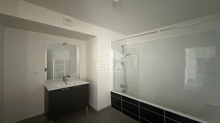 Ma-Cabane - Vente Appartement SAINT-MAXIMIN-LA-SAINTE-BAUME, 57 m²