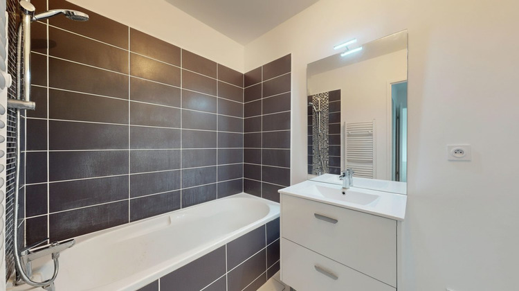 Ma-Cabane - Vente Appartement Saint-Médard-en-Jalles, 62 m²