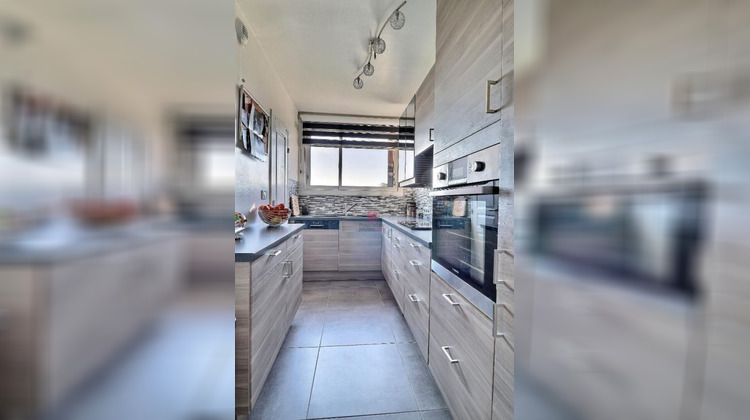 Ma-Cabane - Vente Appartement SAINT MICHEL SUR ORGE, 70 m²