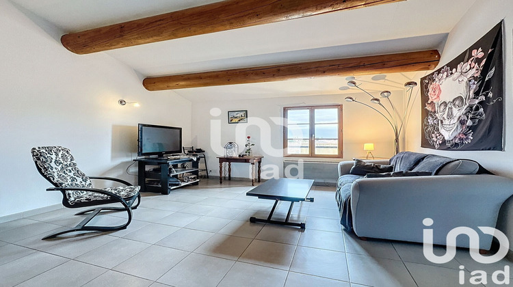 Ma-Cabane - Vente Appartement Saint-Mitre-les-Remparts, 59 m²