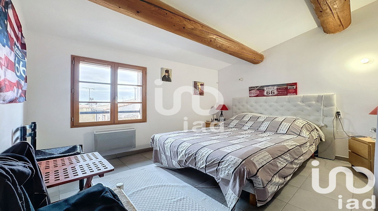 Ma-Cabane - Vente Appartement Saint-Mitre-les-Remparts, 59 m²