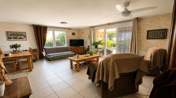 Ma-Cabane - Vente Appartement SAINT MITRE LES REMPARTS, 76 m²