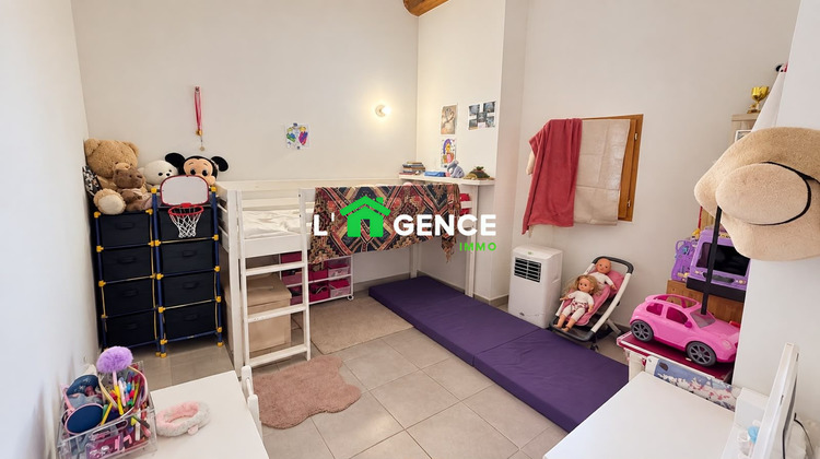 Ma-Cabane - Vente Appartement Saint-Mitre-les-Remparts, 58 m²