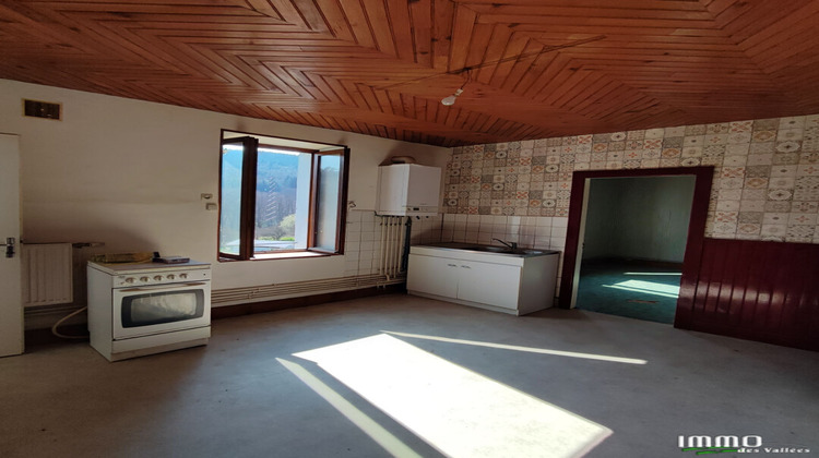 Ma-Cabane - Vente Appartement SAINT-NABORD, 60 m²