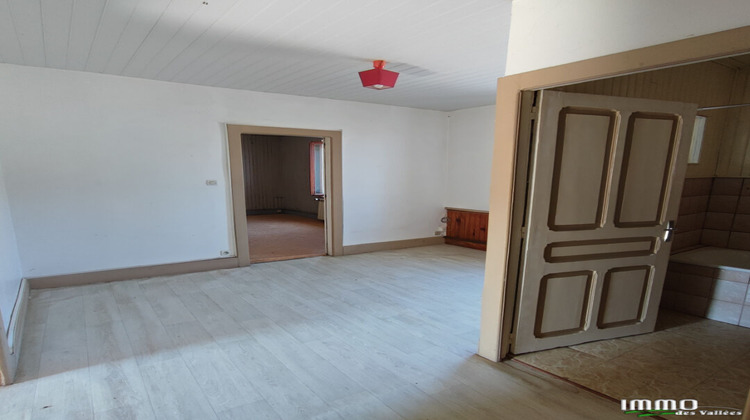 Ma-Cabane - Vente Appartement SAINT-NABORD, 60 m²