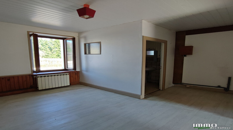 Ma-Cabane - Vente Appartement SAINT-NABORD, 60 m²