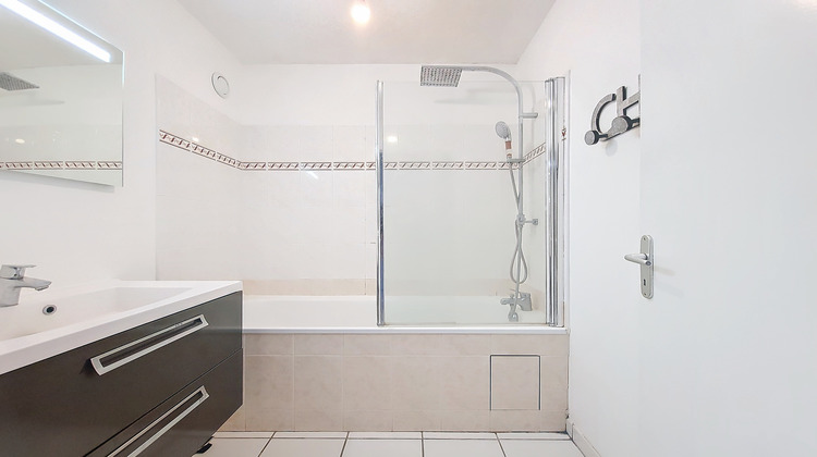 Ma-Cabane - Vente Appartement Saint-Nazaire, 57 m²