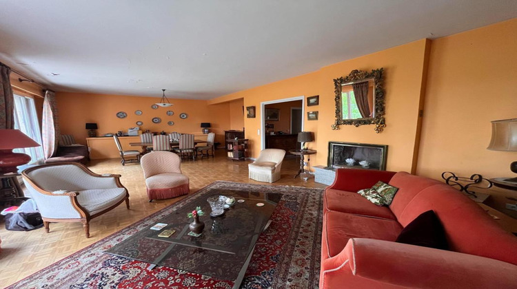 Ma-Cabane - Vente Appartement SAINT NOM LA BRETECHE, 204 m²