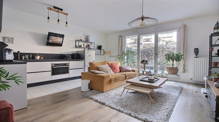 Ma-Cabane - Vente Appartement SAINT-OUEN, 61 m²