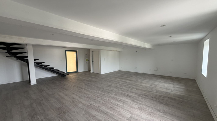Ma-Cabane - Vente Appartement SAINT PAUL DE VARAX, 73 m²