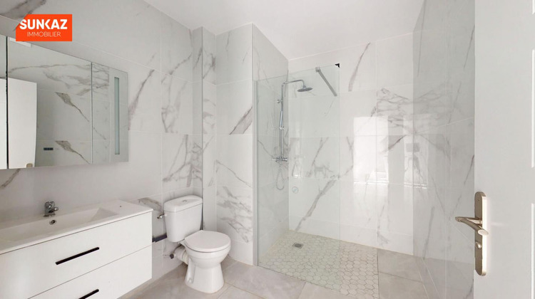 Ma-Cabane - Vente Appartement SAINT PIERRE, 100 m²