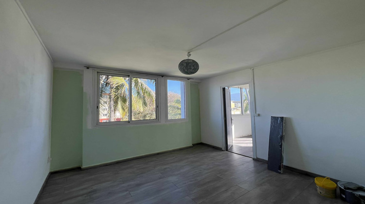 Ma-Cabane - Vente Appartement Saint-Pierre, 77 m²