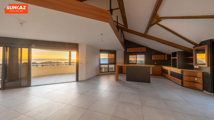 Ma-Cabane - Vente Appartement SAINT PIERRE, 136 m²