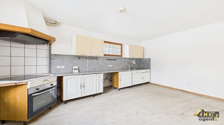 Ma-Cabane - Vente Appartement Saint-Pierre-d'Albigny, 189 m²