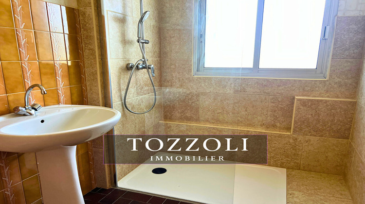 Ma-Cabane - Vente Appartement SAINT-PIERRE-DE-CHANDIEU, 85 m²