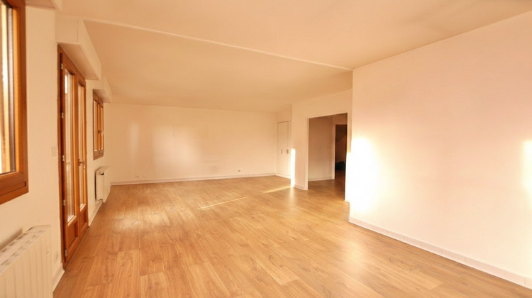 Ma-Cabane - Vente Appartement SAINT-PIERRE-DE-CHANDIEU, 79 m²