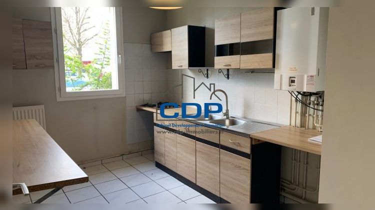 Ma-Cabane - Vente Appartement Saint-Pierre-du-Perray, 75 m²