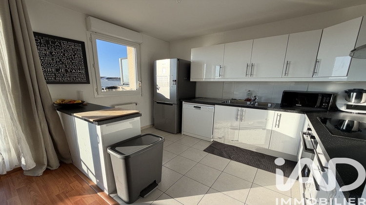 Ma-Cabane - Vente Appartement Saint-Pierre-du-Perray, 70 m²