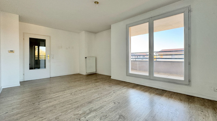 Ma-Cabane - Vente Appartement SAINT-PIERRE-DU-PERRAY, 61 m²