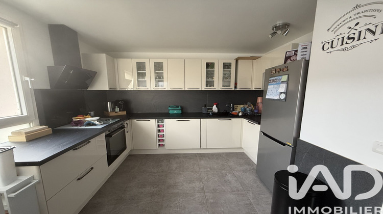 Ma-Cabane - Vente Appartement Saint-Pierre-du-Perray, 82 m²