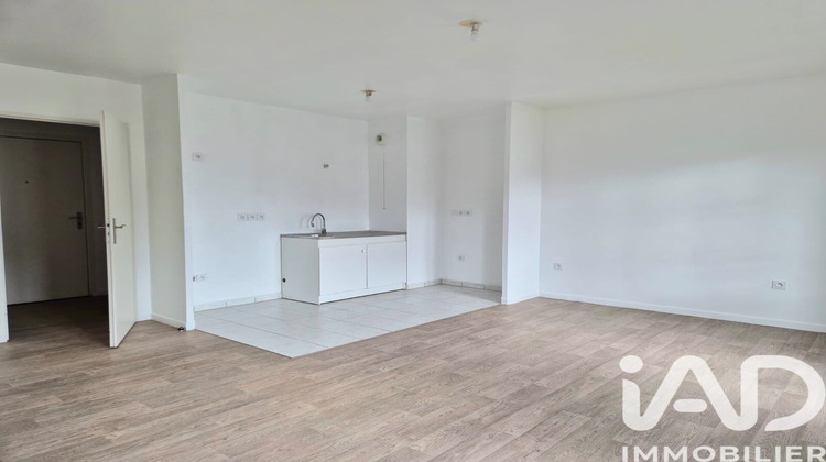 Ma-Cabane - Vente Appartement Saint-Pierre-du-Perray, 64 m²