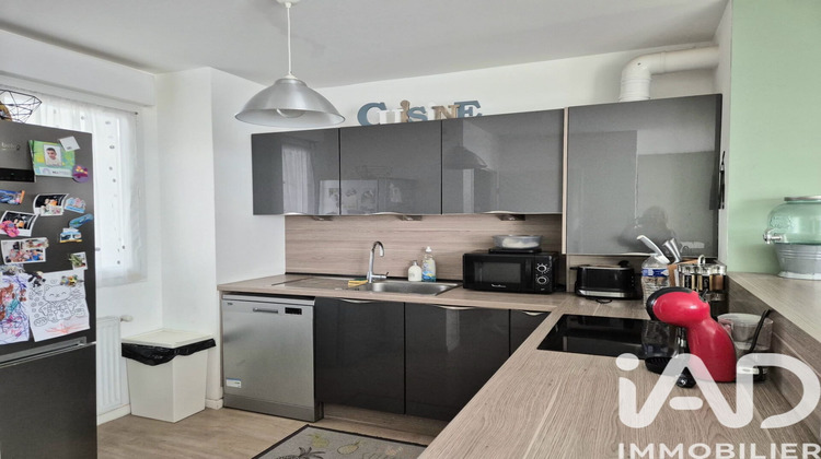 Ma-Cabane - Vente Appartement Saint-Pierre-du-Perray, 60 m²