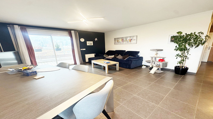 Ma-Cabane - Vente Appartement SAINT-PIERRE-EN-FAUCIGNY, 80 m²