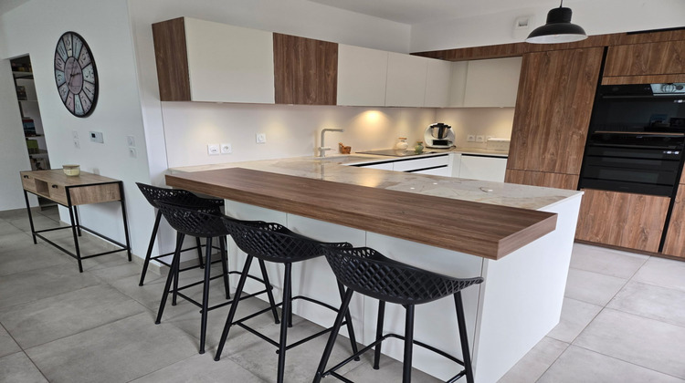Ma-Cabane - Vente Appartement Saint-Pierre-en-Faucigny, 111 m²