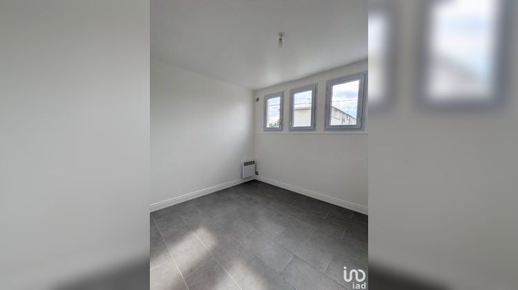 Ma-Cabane - Vente Appartement Saint-Pierre-Lès-Nemours, 63 m²