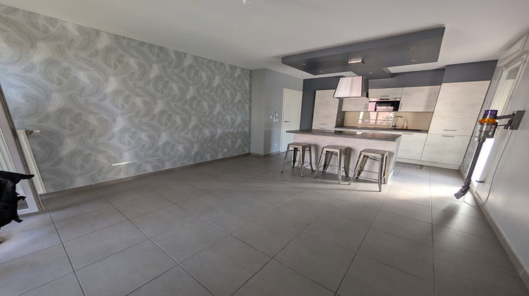 Ma-Cabane - Vente Appartement SAINT-PRIEST, 60 m²