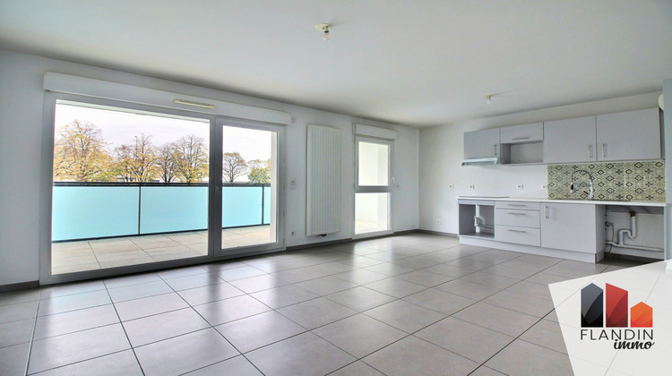 Ma-Cabane - Vente Appartement Saint-Priest, 61 m²