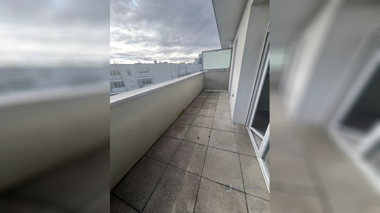 Ma-Cabane - Vente Appartement Saint-Priest, 77 m²