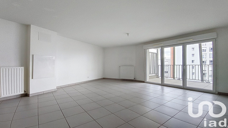 Ma-Cabane - Vente Appartement Saint-Priest, 61 m²